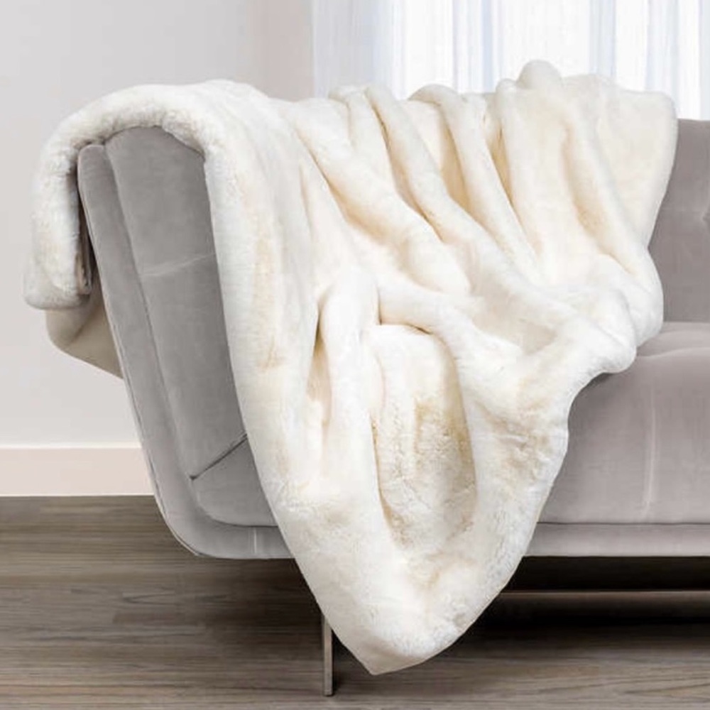 Mon Chateau Faux Fur Throw Blanket